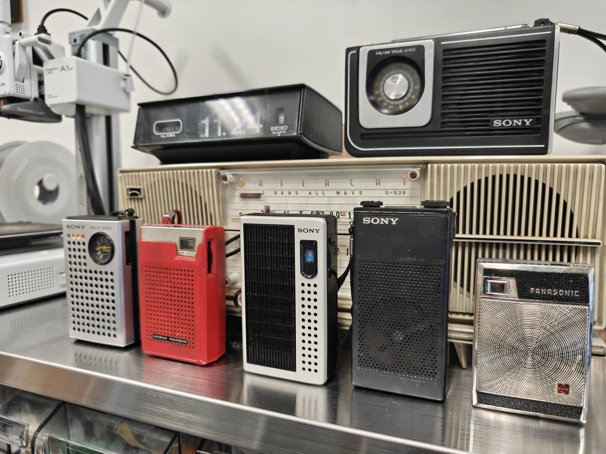 ジャンク品　トランジスタ　ラジオ　レトロ　ヴィンテージ ジャンク品 トランジスタ ラジオ レトロ ヴィンテージ ☆ジャンク品