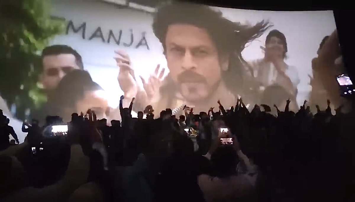 The visceral hatred for Bollywood post the pandemic, boycott calls, national news debates on ‘problematic’ attire, sl*t shaming, posters being torn, cinema halls being vandalised 

Pathaan saw everything &amp; still persevered! It was a blast in theatres. 

Pipe down 😂