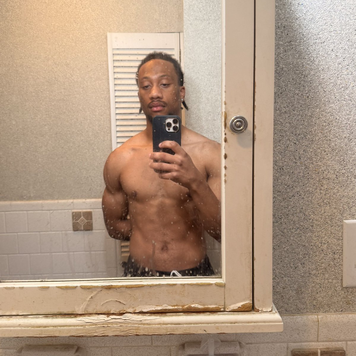 🏴‍☠️ tweet media