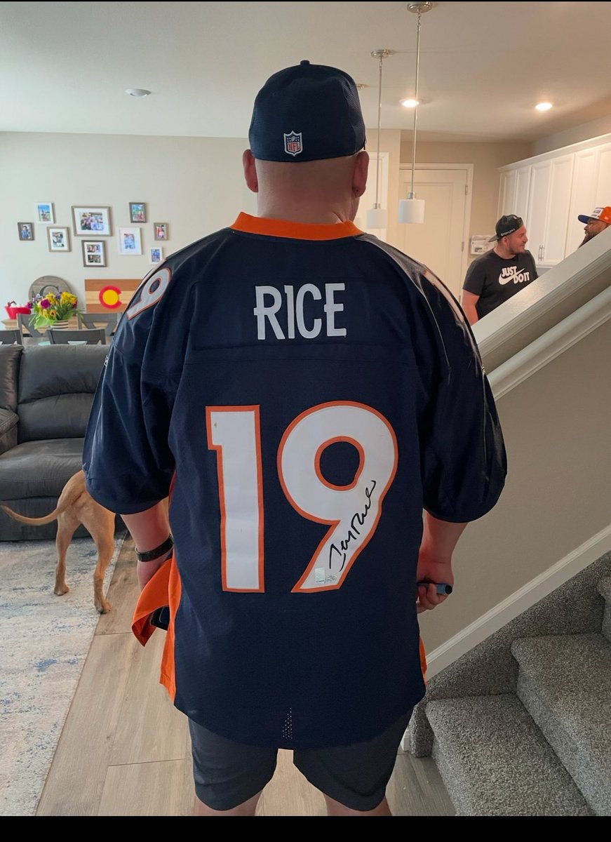 mgtez424's tweet photo. @KyleBrandt is it time for @gmfb to start giving a little bit more love to the @Broncos ???  Just asking for a friend that for live for this #notnewjersey! https://t.co/Eqvqo42OWg