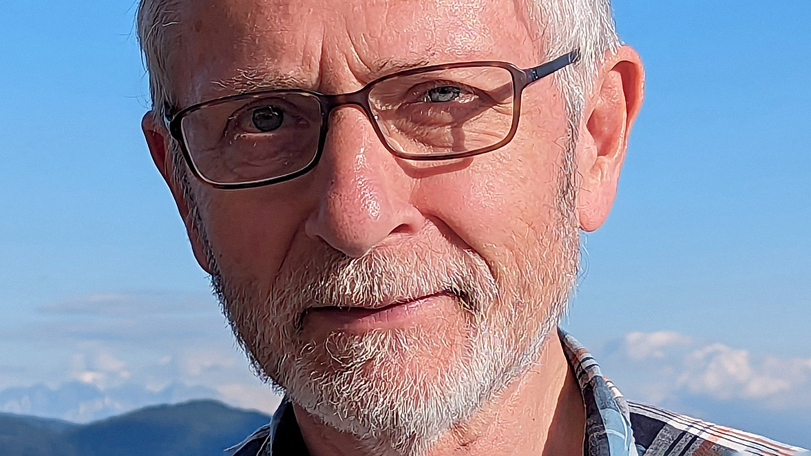 Leopoldina's tweet photo. Save-the-Date: Physiker und Leopoldina-Mitglied Karl-Heinz Glaßmeier über Raumfahrt, Atmosphäre &amp; Nachhaltigkeit 🛰️ 🌍

📅 Mittwoch, 18. Februar 2026 
 🕕 18:00 Uhr 
 📍 Leopoldina, Halle (Saale)

Hier anmelden: https://t.co/71H812yGKN https://t.co/P5wsMGkBwK