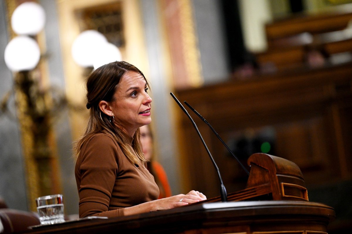 Podemos defiende en el Congreso una mejora histórica para los Técnicos Superiores Sanitarios impulsada desde Cantabria: por fin reconocimiento profesional real para TSS tras más de 18 años de injusticia. 

¡Justicia laboral ya! 👩‍⚕️

👉cantabria.podemos.info/2025/12/podemo…