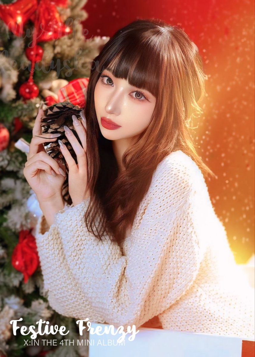 myrtille_xin's tweet photo. ⭐️ X:IN 4th Mini Album '𝐅𝐄𝐒𝐓𝐈𝐕𝐄 𝐅𝐑𝐄𝐍𝐙𝐘'
Concept photo Seledka pod shuboy ver. HANNAH
Project: Myrtille & Readyska
#XIN #READYPROJECT #HANNAH https://t.co/hu8LP6noH4