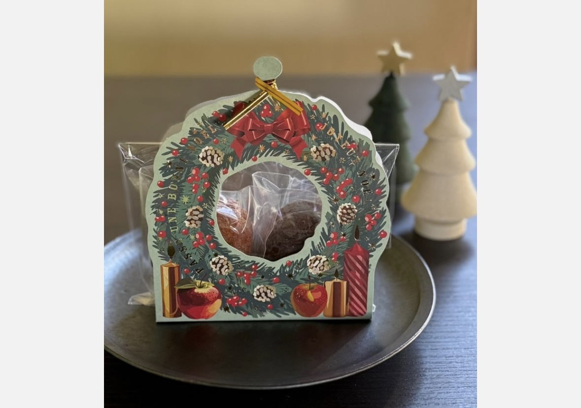 BEPPUPROJECT's tweet photo. 【SELECT BEPPUよりお知らせ】
La Verveineさんの焼き菓子を12/18(木)より期間限定販売いたします!
SELECT BEPPU限定 ガトーショコラ.ルバーブ入り&amp;林檎とキャラメルのケーキ、クッキーサンドセット、焼き菓子セットをご用意してお待ちしております!
https://t.co/uErmkNdGE4 https://t.co/2EnYqXi6CB