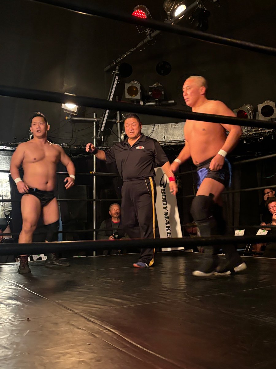 raitoteammotion's tweet photo. 昨日は
#IMPACT さん
中野巽耀還暦メモリアル大会
中野さんの背中は痺れました
大作さんとタッグで
ジョータさん 伊藤さんと
対戦 ジョータさんの
ハイキックで危なかったが
スピアで逆転勝利
次は必ずじっくりと
倍返しします
田馬場さん 中野さん
ありがとうございます
#TeamMotion https://t.co/3oPxdnJhA2