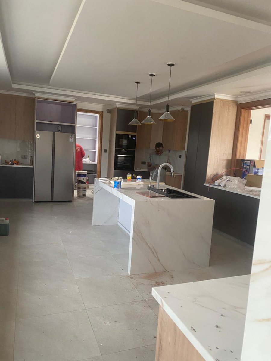 Kazi inaendelea hii pande