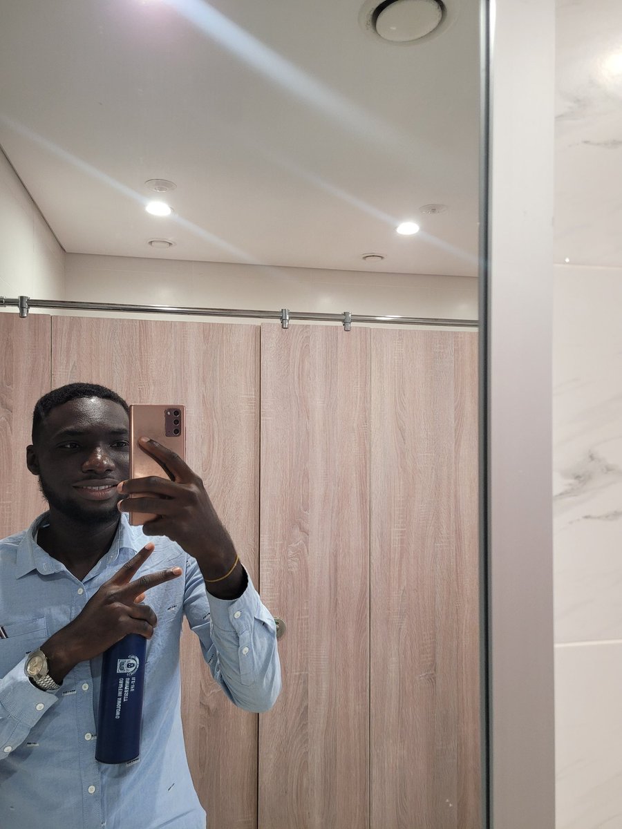 TheophilicTheo's tweet photo. Thank you, OAU!!
Back home to Lagos oooo... Work mode re-activated. 😩
They said there's no rest for the wicked, but why can't a sweet soul like myself find respite? 😪
I know I'm not wicked, sha! 😩😭😂
#BacktoWork #TVProducer #OAUGraduate #OAU49thConvocation #GreatIfeAlumnus https://t.co/HPjeJ6UHTR