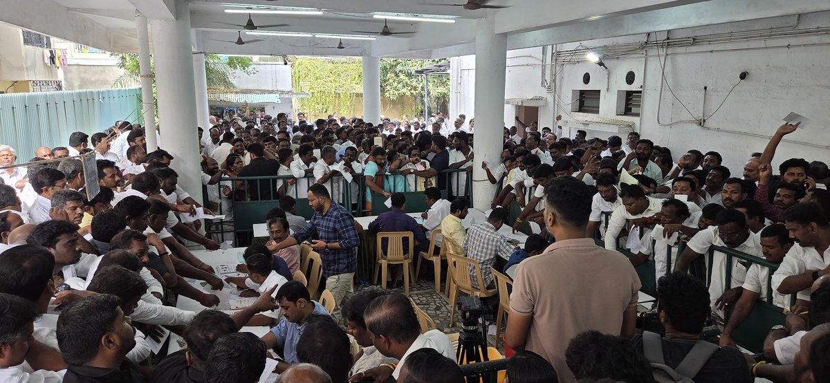 AIADMK IT WING tweet media