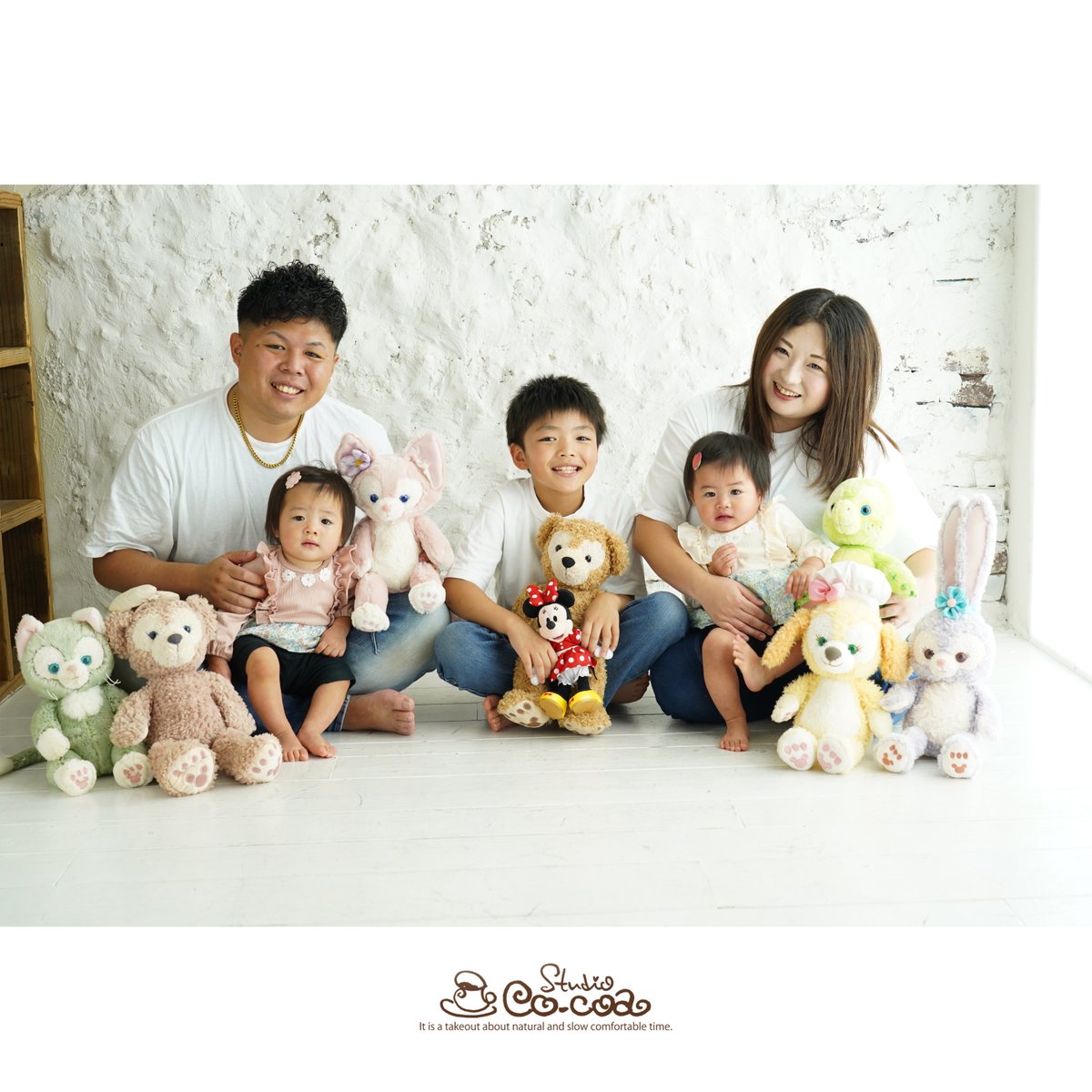 家族写真📸】 🧸大好きなぬいぐるみと一緒に 👶👶双子ちゃん＋お
