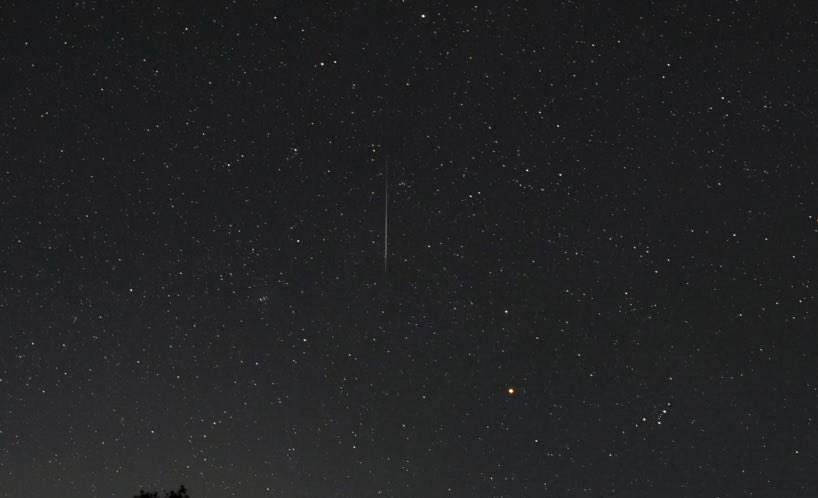 J_master_caster's tweet image. One of the only maybe 3 or 4 meteors I captured in 3+ hours tonight. Disappointing but can never complain about a night under the stars.