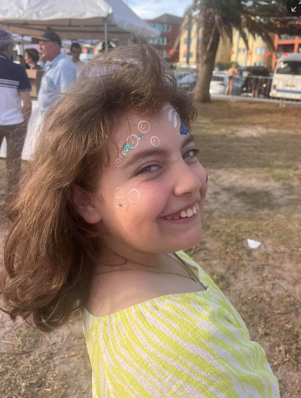 LoudMinorities's tweet image. Binatang macam apa yang tega membidik dan menembak bocah perempuan umur 10 tahun?

Rest in Peace dear Matilda. Bermain dan tertawa sepuasnya di surga 🙏
#TerrorAttack #SydneyAttack #bondibeachsydney