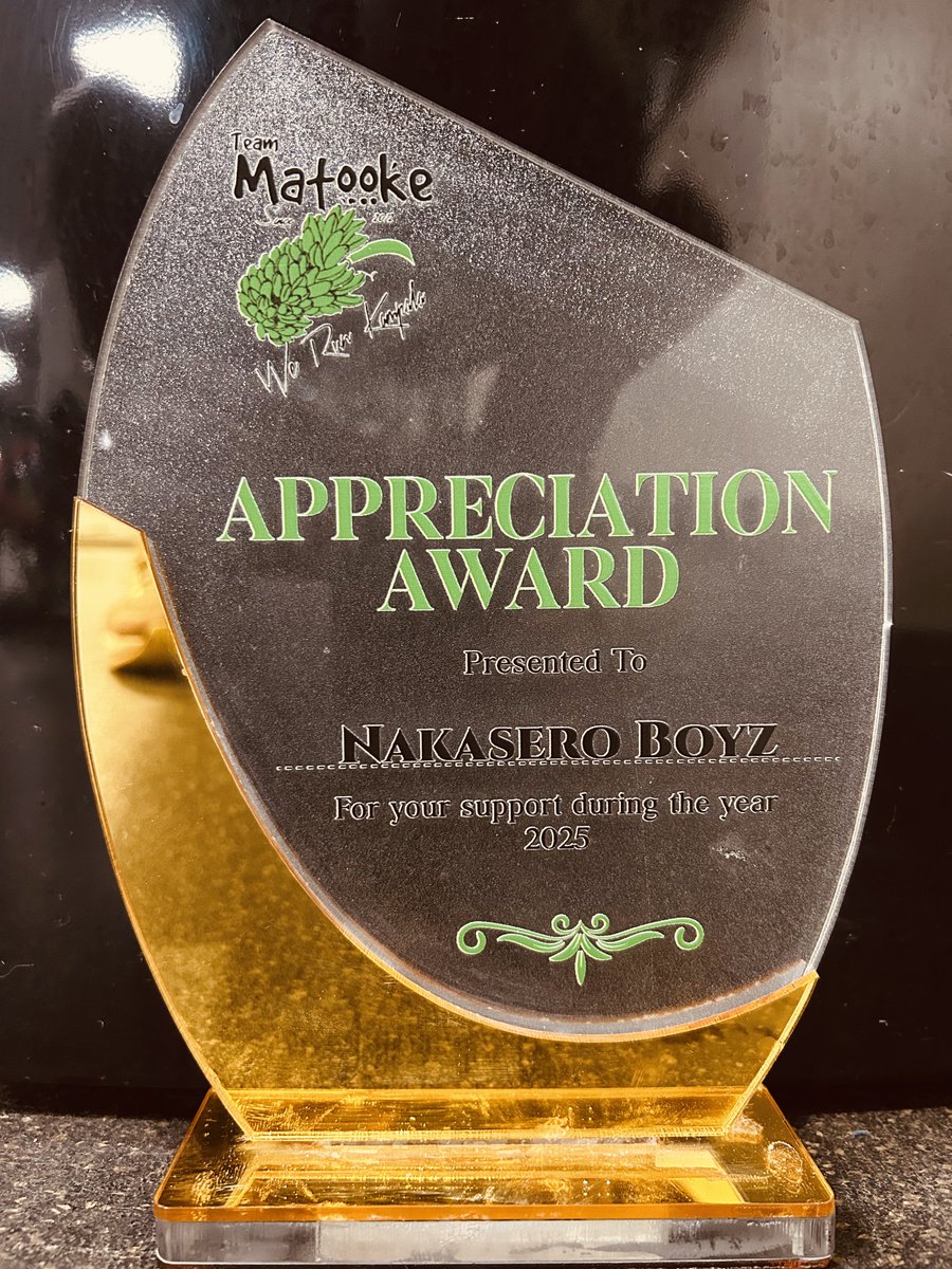 nakaseroboys's tweet image. We are honoured to receive an appreciation award from @teammatooke. We thank our club captain @rnamugera for his great leadership
Our sincere thanks go to the TM leadership led by club President @FredLutaaya1 @TonySsali @JuliusNkuraija &amp;amp; Sarah. 
Asanteni sana, Mungu awabariki! 🙏