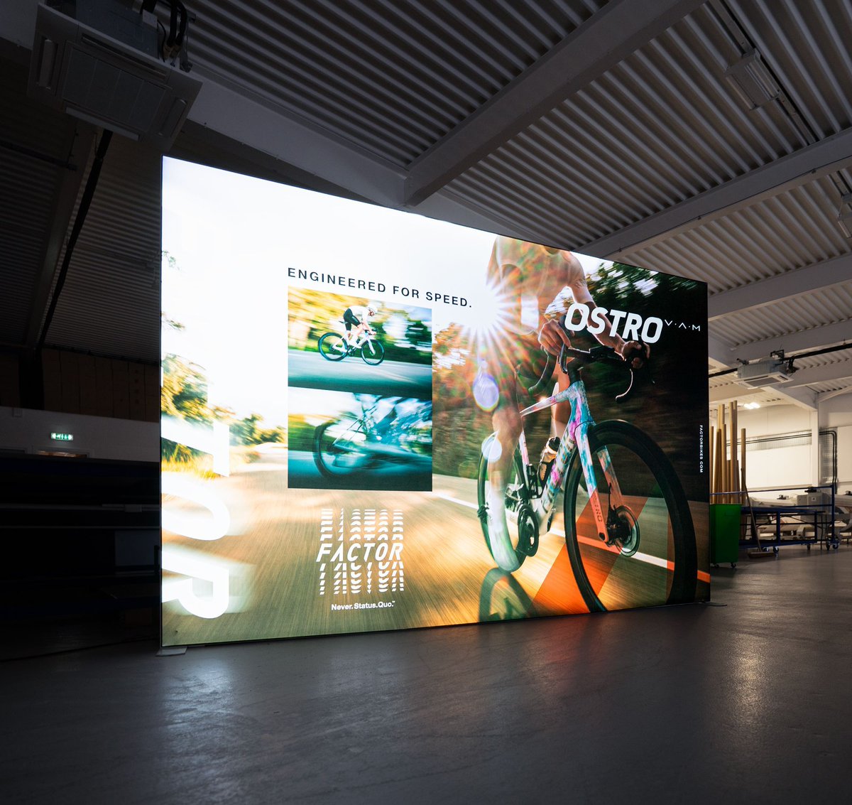 Thsi fantastic 3m x 2m FABRILUX® LED Lightbox for Vires Velo certainly looks the part. The photography is excellent with clever use of text too.

3m x 2m FABRILUX® LED Lightbox buff.ly/wT5vXym
LED Lightbox buff.ly/zf62X4u

#ledlightbox #xldisplays