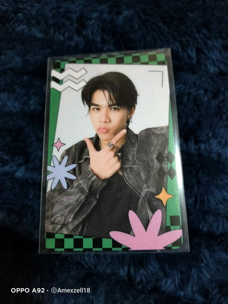 amexzell18's tweet photo. TUI LYKN POGI finally arrived π§‘~!
Nilaban ko na, baka mawala pa π...
#FromURBlueming @URBlueming2
#TuiChayatorn
Imma go back to hibernation now π https://t.co/WLmT4PuDyk