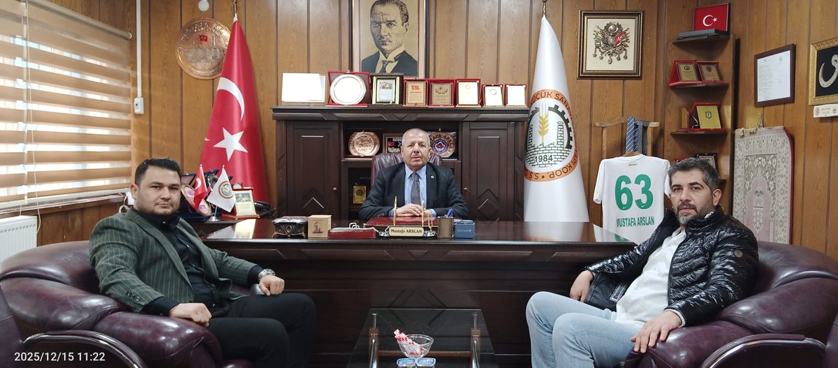 Kıymetli arkadaşlarım rahmetli Osman Cengizhan ve Mehmet Deniz'in evlatları, yeğenlerim Halil Cengizhan ile İsa Naimoğlu yapılacak olan Zirai Aletler Odası seçimi için çalışmalarına devam ediyor. Bizden dua ve destek talebinde bulundular bizde başarılı olmaları için dua ediyoruz