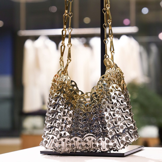 TOMORROWLAND CO.,LTD. | 株式会社 トゥモローランド（公式