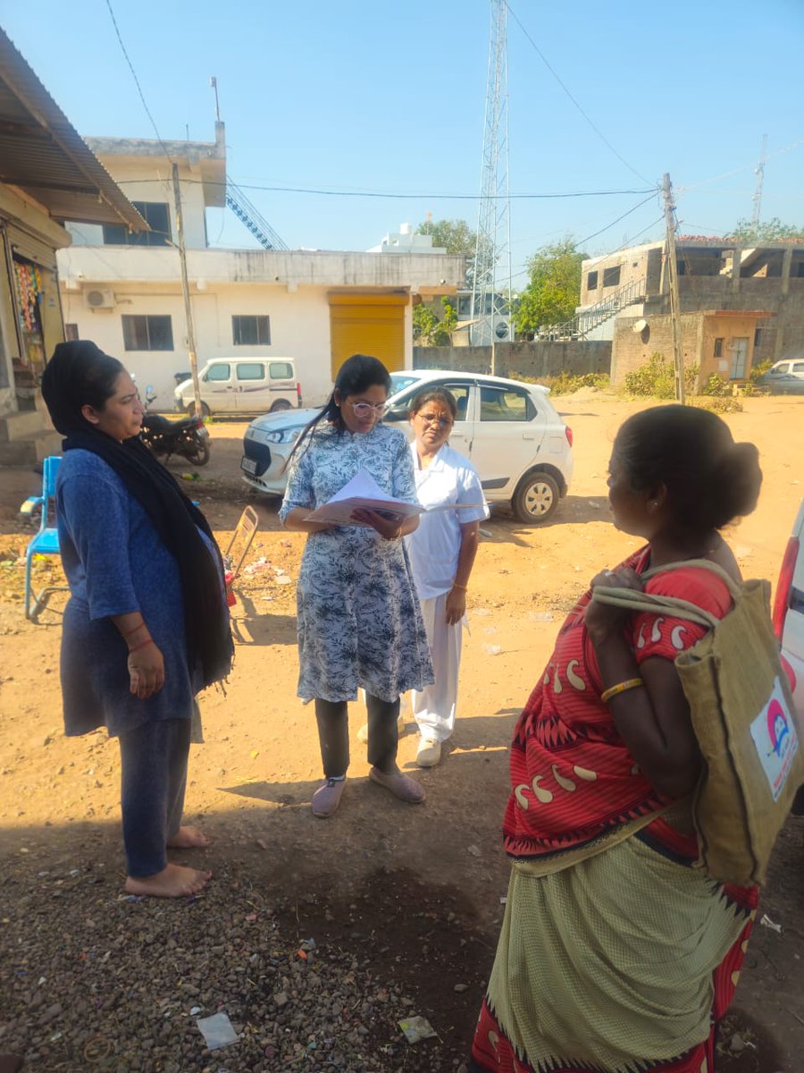 thonetrang77417's tweet image. 🇮🇳🏥
#HOMEVISIT 
#HIGHRISKANC 
#AAMNETRANG
#PHCTHAVA
#HEALTH #CARE 

"#આરોગ્યટીમ અને #મેડિકલઓફિસર દ્વારા પોતાના વિસ્તારમા #જોખમીસગર્ભામાતાની મુલાકાત "

@Bharuch_Health @CMOGuj @CollectorBharch @InfoGujarat @irushikeshpatel @phc_bilothi @thonetrang77417 @WHO