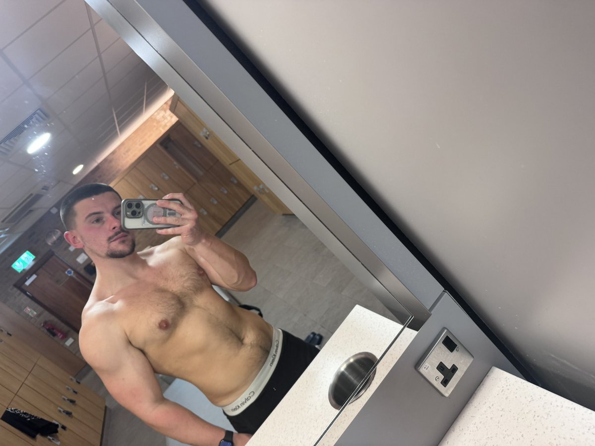 CWY44's tweet photo. 2kg up, winter arc 💪🏼 https://t.co/0lVSGTWXlM