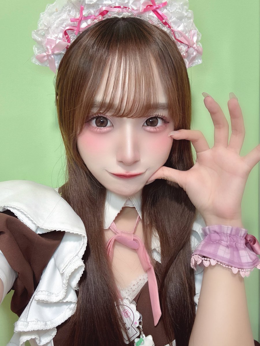 ももちゅページ ももちゅん🍑🎀 (@maid_momochun) / Posts / X