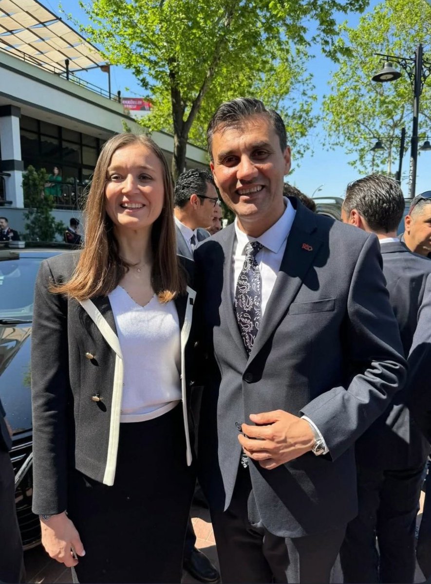 İki Koca Yürekli Yolunuz Işıkla Dolsun 💔💔#GülşahDurbay