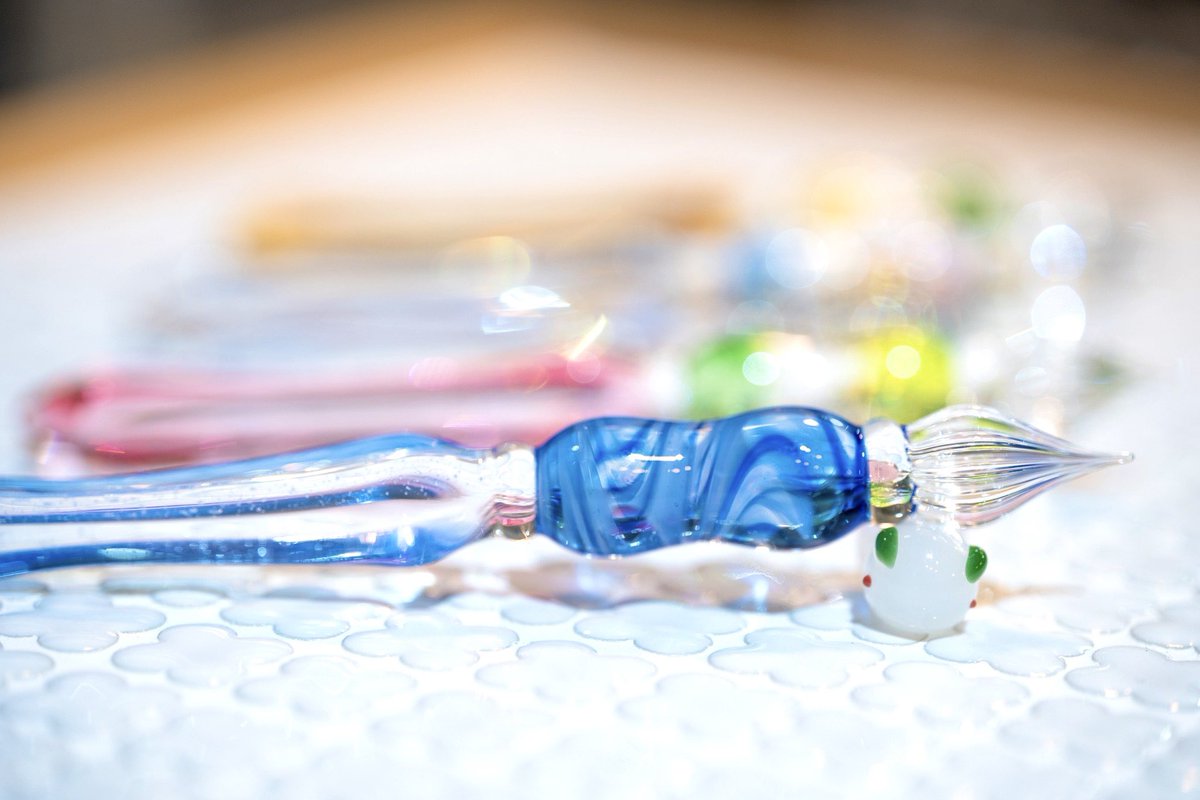 文具女子博限定ガラスペン

春風🌸夏暁🎐秋麗🍁冬霞❄️
文具女子博2025にて販売予定です！！
お好きな季節で選ぶもよし！お好きなデザインで選ぶもよし！

※パラグラスの出店は12/17 プレミアム
12/18の２日間のみとなります。