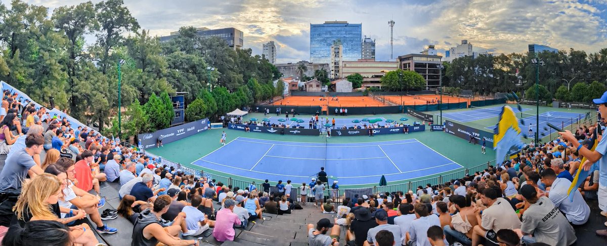 puppotenis's tweet image. El @buenosairesLTC venció a #GEBA 2-1 en la Final de la Liga de Primera División @AATenis  
-@juampificovich a Thiago #SeybothWild 3-6 6-1 10-6
-@fran_comesana (GEBA) a @RomanBurruchaga 6-7 6-2 12-10
-@andymolto / Federico #Gómez a @sebaabaez7 / Alejo #LinguaLavallén 7-6 6-7 10-6