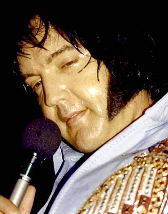 Pollywood75's tweet photo. @CoreyDeMo26 I thought i was Elvis? https://t.co/4m7Juc766H
