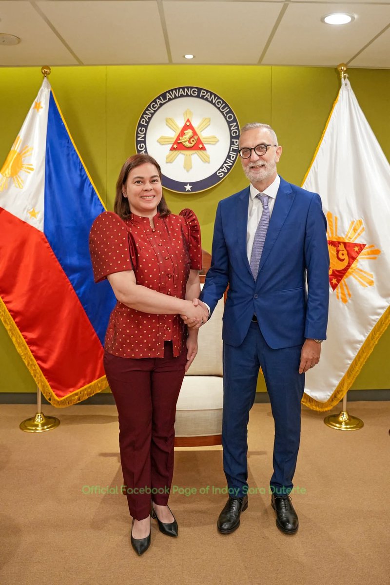 COURTESY CALL OF H.E DAVIDE GIGLIO
Ambassador of the Italian Republic to the Philippines
Office of the Vice President
Mandaluyong City

Masaya akong tanggapin sa Office of the Vice President si H.E. Davide Giglio, Ambassador ng Italian Republic sa ating bansa.