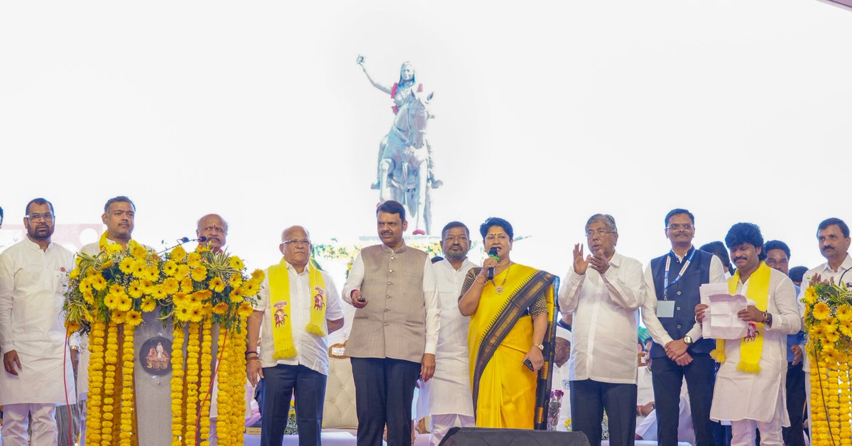 CMOMaharashtra's tweet image. #Maharashtra #DevendraFadnavis #RajmataAhilyadeviHolkar