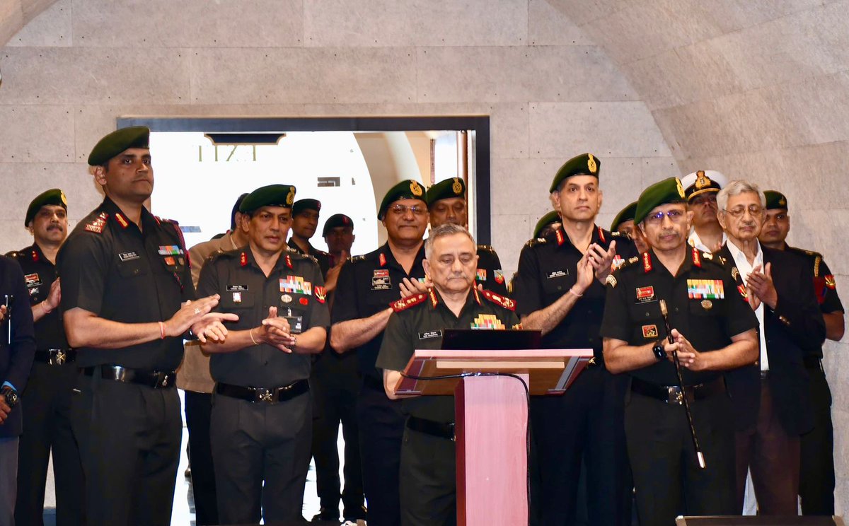 easterncomd's tweet image. General Anil Chauhan, Chief of Defence Staff (#CDS), inaugurated the renovated #EasternCommandMuseum at historic #VijayDurg, #Kolkata today. The museum’s immersive exhibits vividly showcase decades of #EasternCommand’s operational excellence, chronicling the courage, valour and…