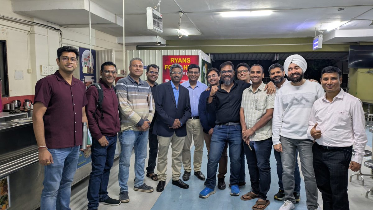 TMPuneSouthEast's tweet photo. 🌟 What an inspiring Saturday afternoon at TMCP South East! 🌟

On 13th December 2025, our 690th Chapter Meeting brought together members, guests, and leaders under the theme: “AI-Powered Career Growth.” https://t.co/vcEaPebwwl
