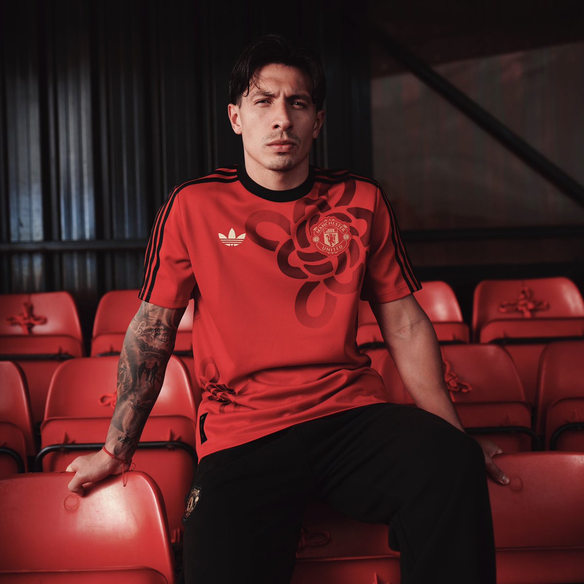 adidasfootball's tweet image. celebrate fortune, celebrate the Reds.❤️​

introducing the Chinese Lucky Knot Collection, available now. 🔗
