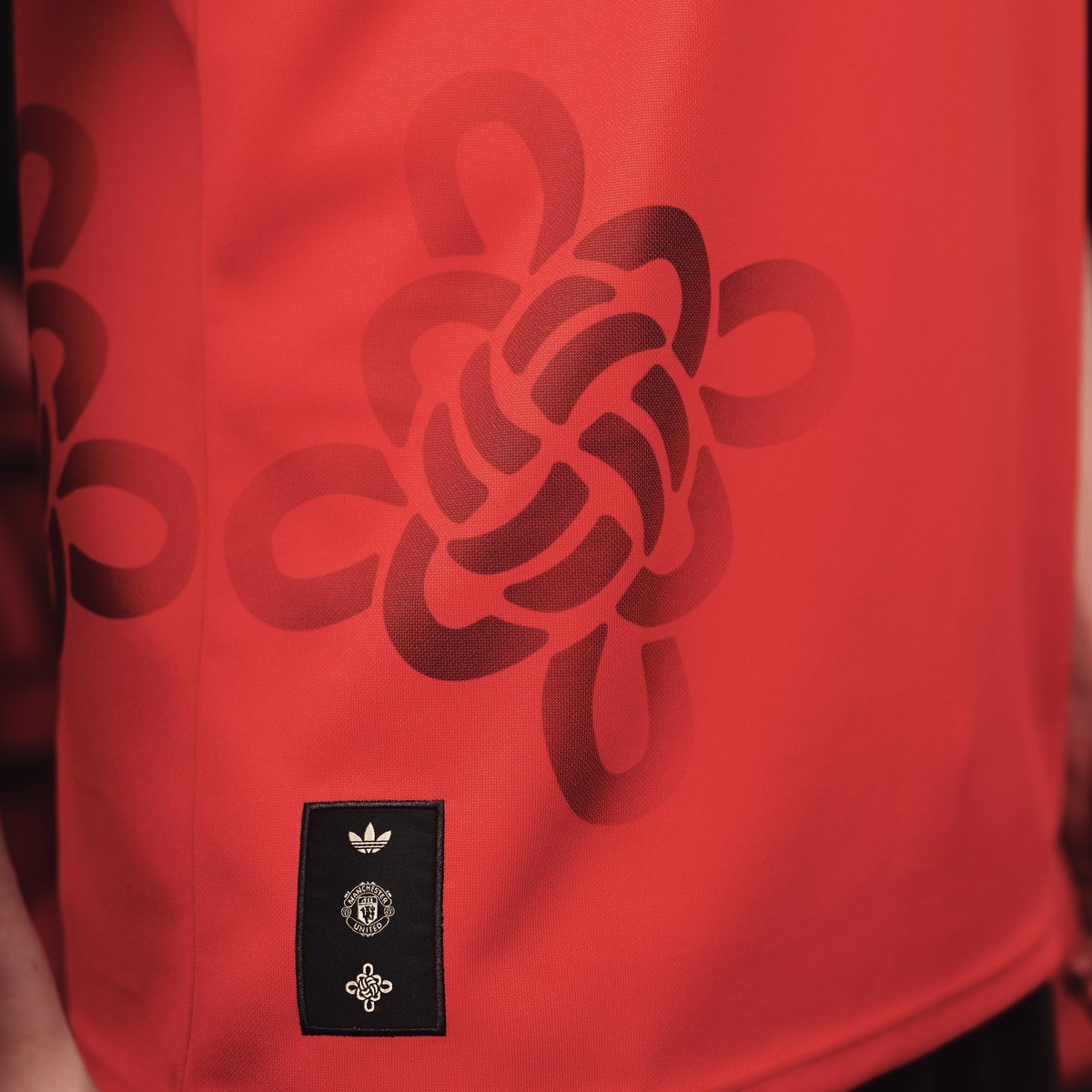 adidasfootball's tweet image. celebrate fortune, celebrate the Reds.❤️​

introducing the Chinese Lucky Knot Collection, available now. 🔗