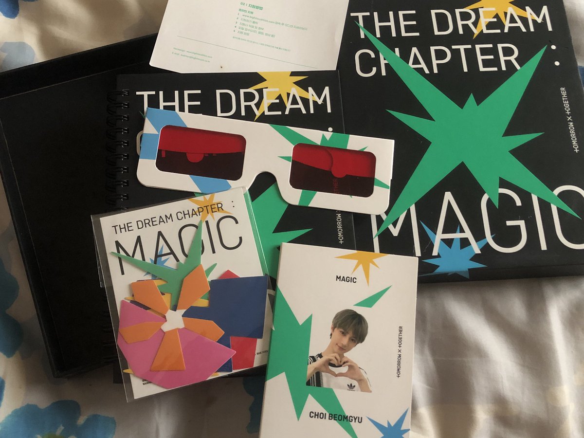 yeonzini's tweet photo. #moj wts album txt the dream chapter: magic (tdcm, tdc: magic) ver arcadia / hitam. include semua yang ada di foto foto ini. 180k, blm inc admin 🍊 (bisa splitpay ya). dom jakarta bisa kirim secepatnya. vidcon boleh di dm~ https://t.co/XA118Fgojr