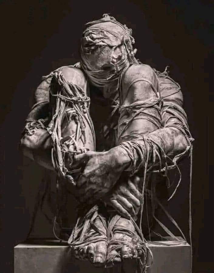 تو سمجھتا کہ جینے کی ہوس ہے مجھ کو 
میں تو اس آس پہ زندہ ہوں کہ مرنا کب ہے
#اردو_زبان
❣️❣️