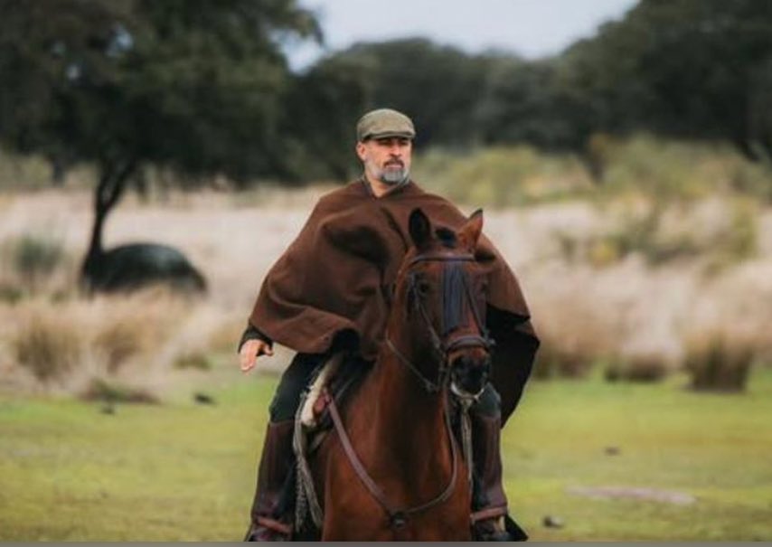 LA CRUZADA DE ABASCAL, EL MODERNO CID CAMPEADOR

Españoles, la liberación del sanchismo está muy cerca. La tiranía socialcomunista se acaba. A lomos de un descendiente de Babieca, el legendario caballo blanco de Rodrido Díaz de Vivar, el Cid, Santiago Abascal asaltará la Moncloa