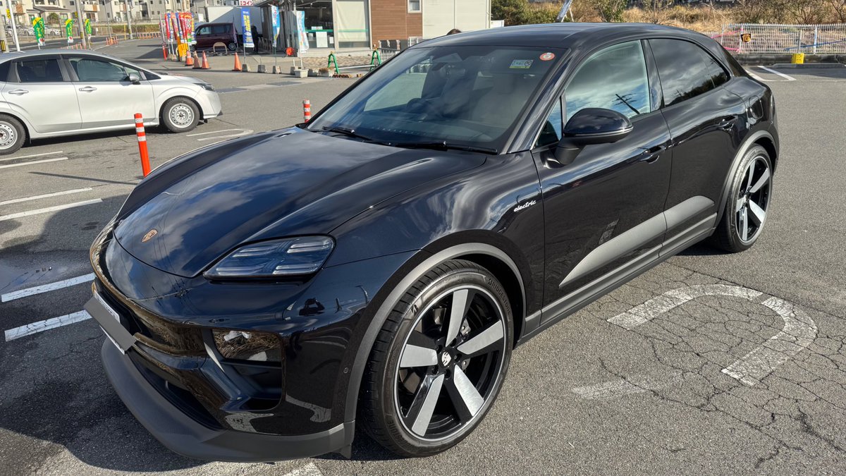 奥様への誕生日プレゼント気に入ってくれてずっと乗るみたい😂 確かに