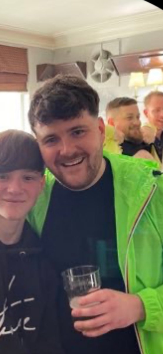 Anyone know this lad ? <a href="/benshelleyyyyyy/">Bennnnooooooo</a> 

Scamming blues - any more info drop us a dm .