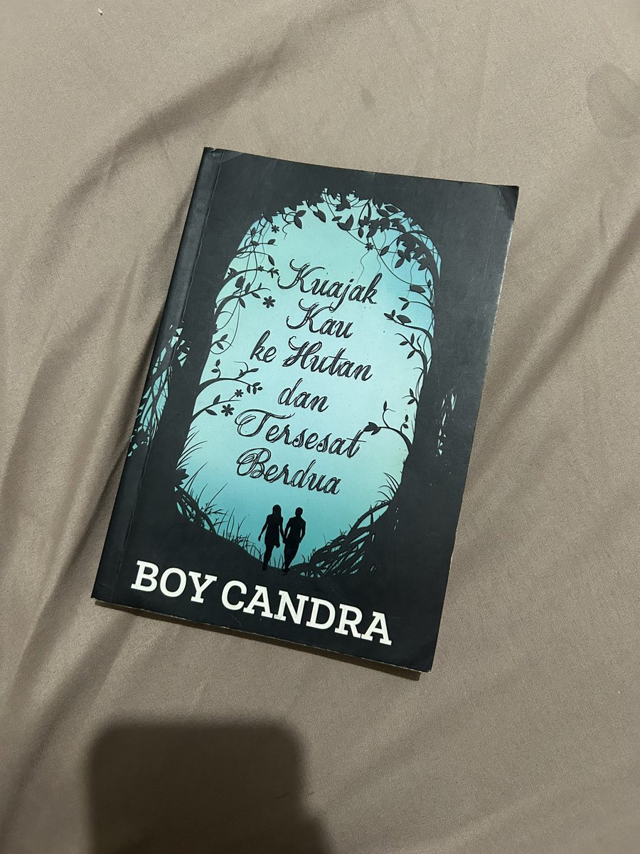 pizcheez's tweet photo. wts pl novel &amp; puisi boy candra ori
📖 Boy Candra - seperti hujan yang jatuh ke bumi 15k
📖 Boy Candra - kuajak kau ke hutan dan tersesat berdua 15k

co 🍊
🚚 jne https://t.co/lR0OVvZhwV