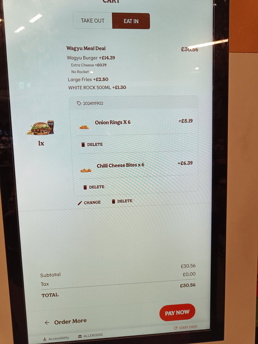 lambon_8's tweet photo. @BurgerKing have you lost your mind???? Increase of 40% on my regular order since summer time... Mental. Fast food at fine dine cost... https://t.co/ha84yuVUsi