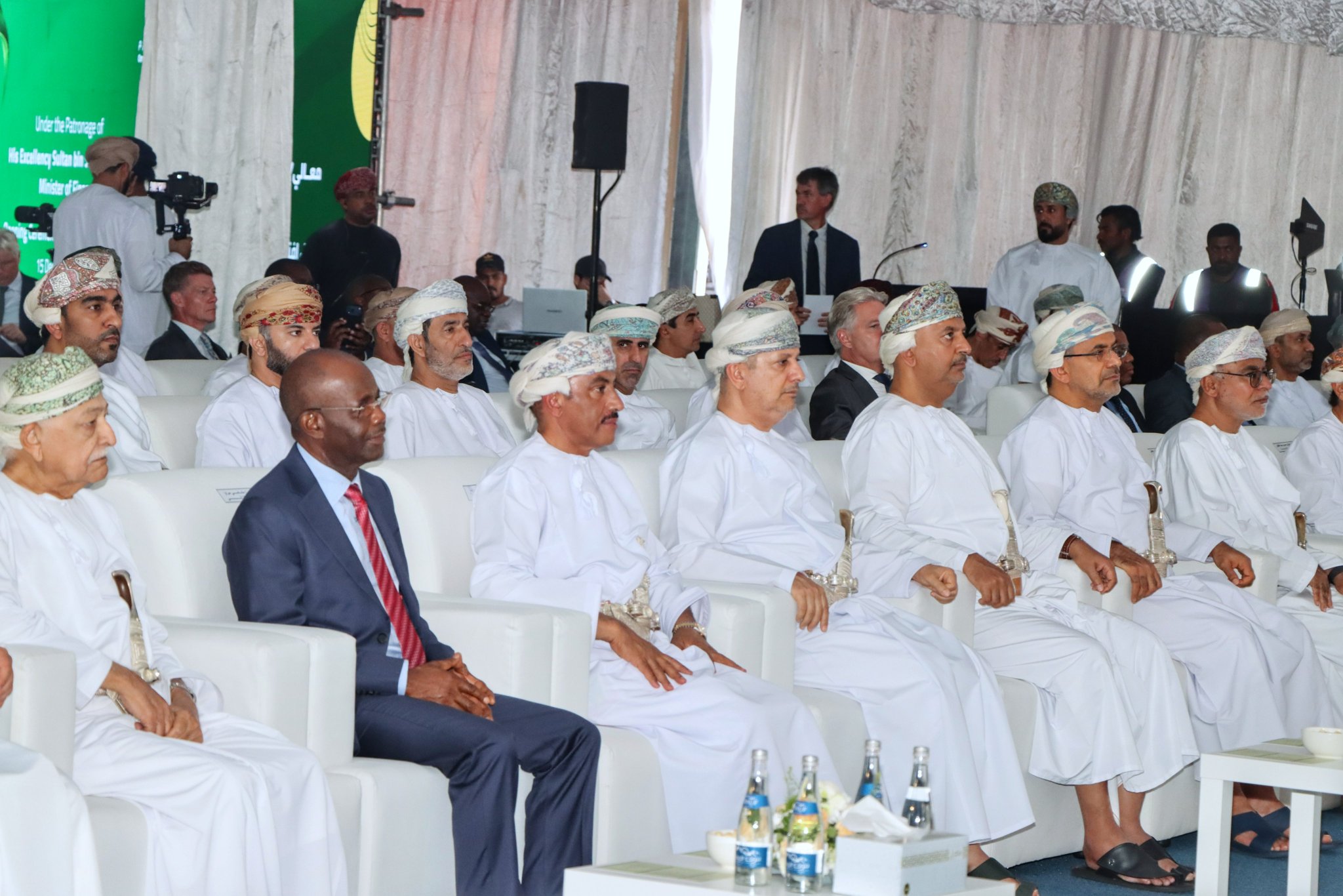 افتتاح مصنع عُمان لتكرير السكر بميناء صحار والمنطقة الحرة كمشروع صناعي في قطاع الأمن الغذائي بـ سلطنة عُمان، بتكلفة استثمارية تتجاوز 150 مليون ريال عُماني. #العُمانية 