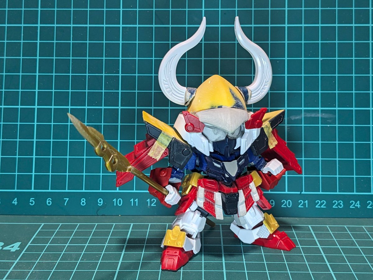 武者頑駄無マークⅡの腕に可動を入れたりしたものの、鎧に干渉して