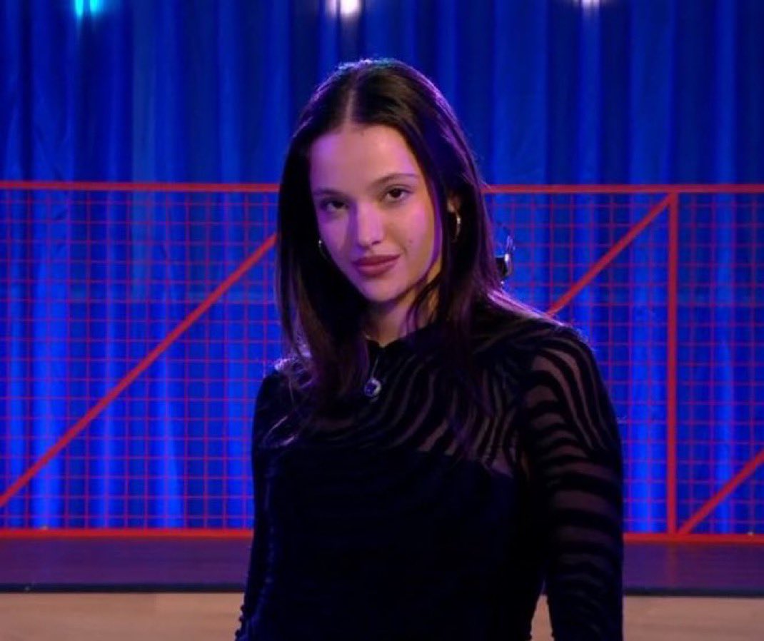 5Hguerra's tweet image. 🧵Repaso de todos los logros de Claudia Arenas en esta edición de OT 2025: #OTDirecto15D