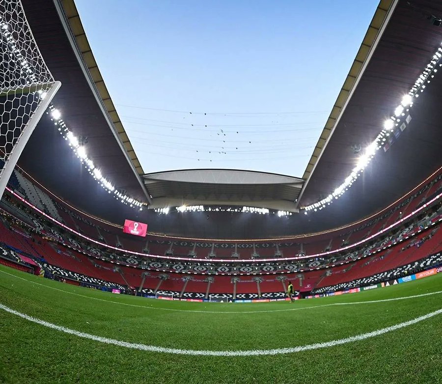 تفادياً للأمطار المتوقع هطولها مباراة السعودية و الأردن في ملعب «البيت» قد تقام تحت سقف مغلق 