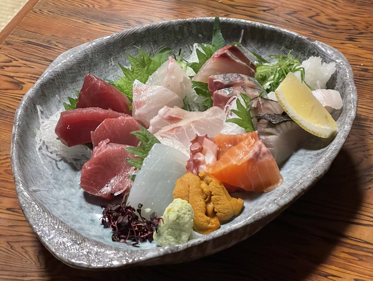 moon____jp's tweet image. 📍近鉄小倉 七輪亭
お肉も魚もびっくりするくらい美味しくて胃袋がとても幸せでした‼️🍺✨✨