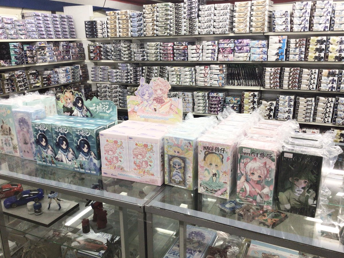 ドール】 ブラインドドール全種類(ドール本体・ドール服) をスゴく「お