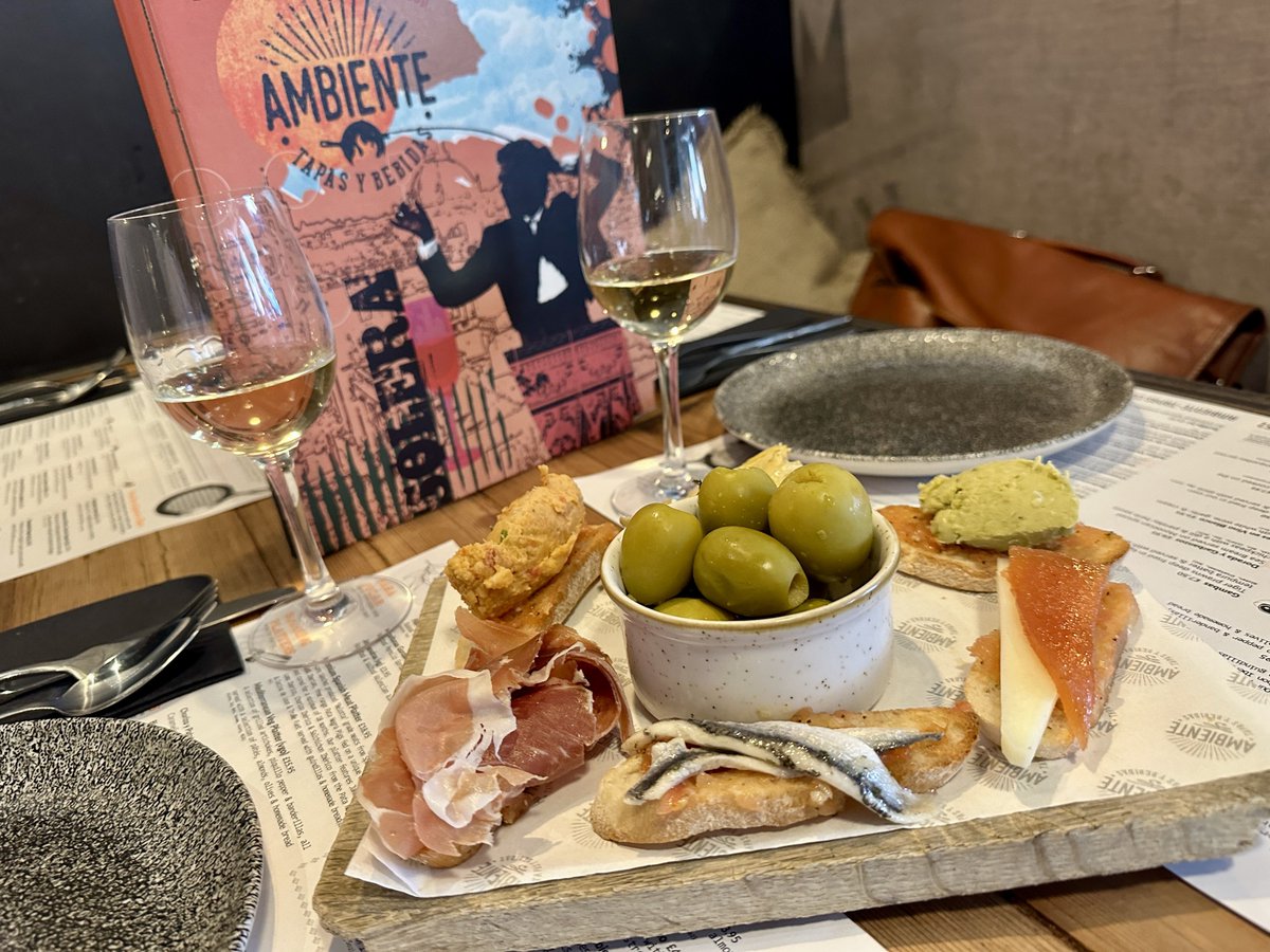 ✨ Visit York ✨ tweet media