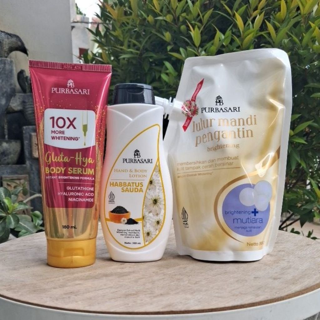 Lulur + body serum
s.shopee.co.id/9UuRbCF56Q

Lulur mandi pengantin dari Purbasari punya tekstur yg gak kasar bisa dijadiin sabun mandi juga, setelah itu pake bodyserum nya best combo banget buat mencerahkan. Rutinin 2minggu-an dan liat perubahannya