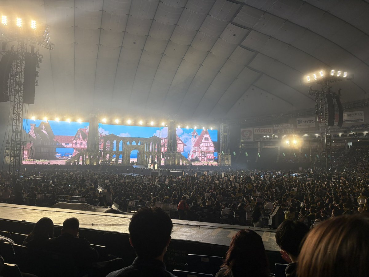 yui_dayoon's tweet photo. 最高だった🍏💚
ミセス納め🍏💚

来年も沢山ライブいけますように！

#バベルの塔
#BABELnoTOH https://t.co/hcWnDXxoWl