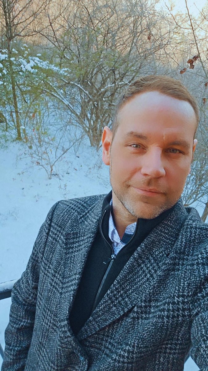 No, I don't win every bet but I'll always appreciate the the good days and stay humbled on the bad ones.  Today is a new day with new opportunities.  It's cold outside, but let's stay hot.   Let's #SuitUp and try to have a green Monday.  Positive vibes only!

#FirstBasketKing ®️